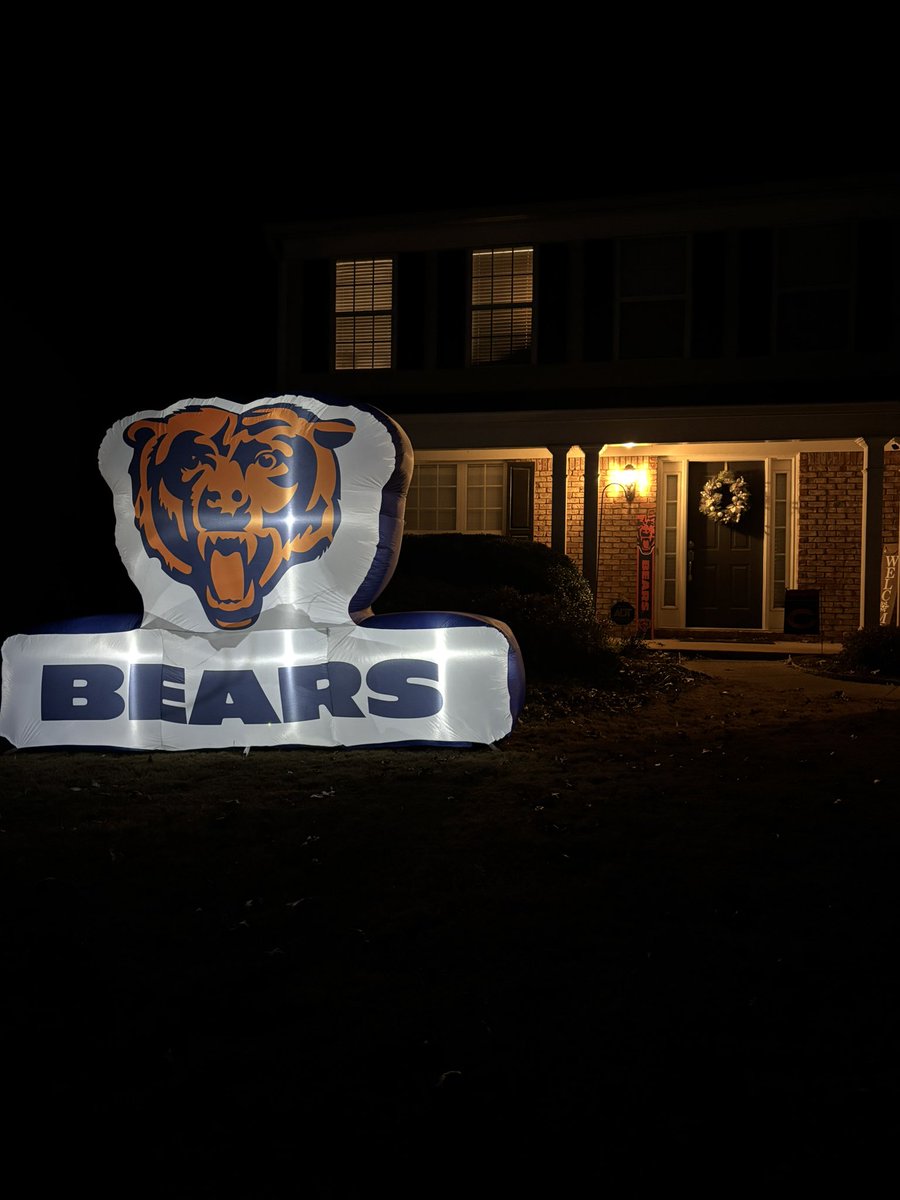 JumboTron🐻⬇️ tweet media