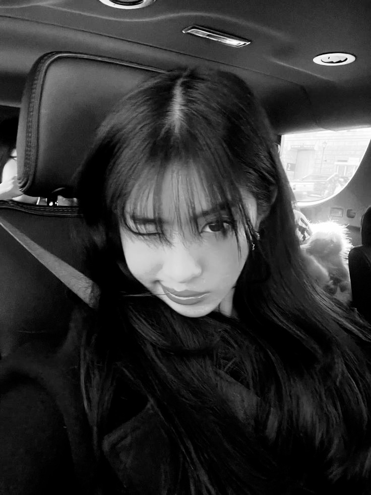 Anarchais's tweet image. ️ ️ ️
️ ️ ️
Thank you for having me, Sir. May your fiancée never find out about this.
️ ️ ️
️ ️ ️