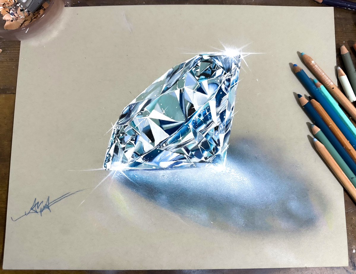 色鉛筆でダイヤモンド描きました✏️ 本物に見えたら嬉しいです!! 色鉛筆でダイヤモンド描きました✏️ 本物に見えたら嬉しいです!!