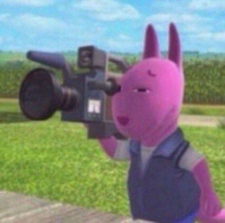 jksadic's tweet image. aprenderam a palavra manipulação e agora não se fala em outra coisa

#BBB26