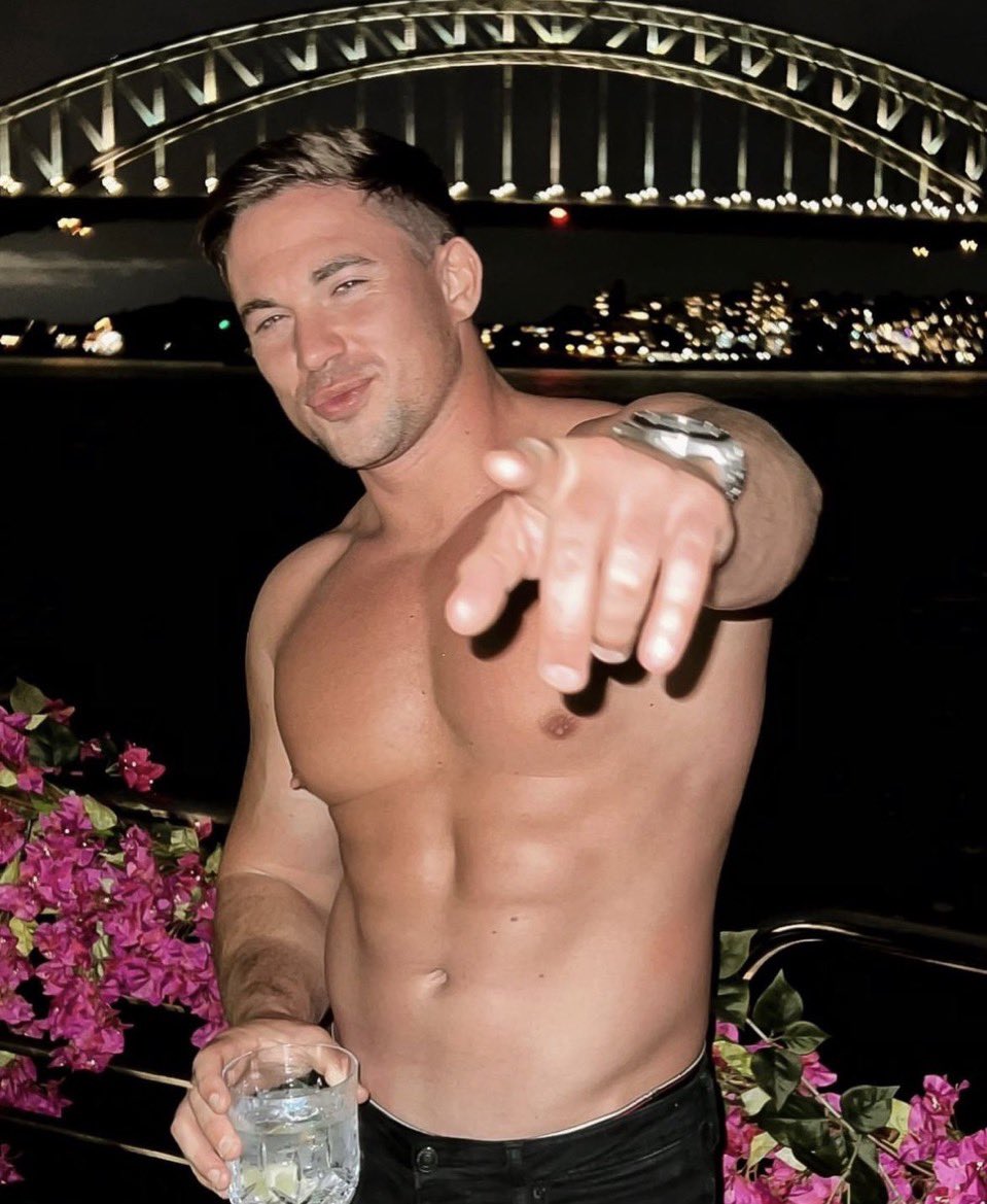 private_willy's tweet image. Stay fit and stay happy #Melbourne #magicmen #aussie