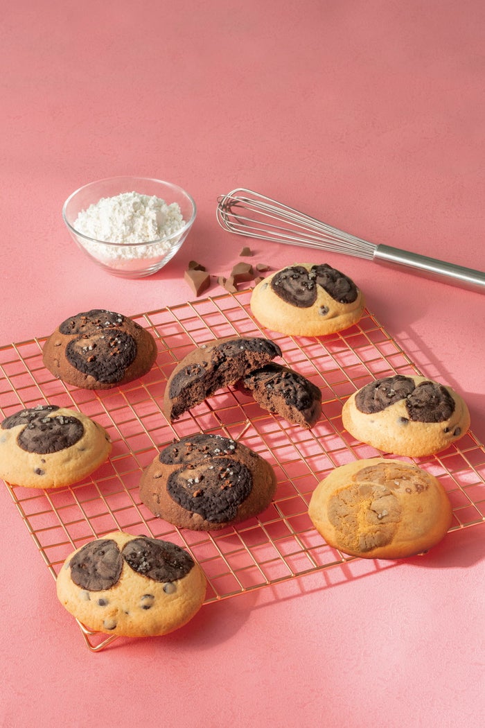 ヘラヘラ三銃士ありしゃん
立ち上げスイーツブランド×ゴディバとの
“即完コラボ”クッキーアソート再販🧸🍪💝

🔻写真・記事詳細はこちら
travel.mdpr.jp/travel/4716364

<a href="/arishan_hera3/">ありしゃん【ヘラヘラ三銃士】</a>