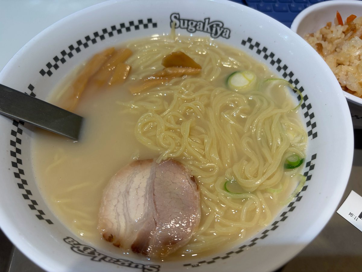 microbase_PR's tweet image. 今日と明日は愛知県にて実証実験を行います！
まずは名古屋で腹ごしらえ🍜名古屋といったらSUGAKIYAですよね👍
#社会課題解決 #AI #GIS #ProjectLINKS