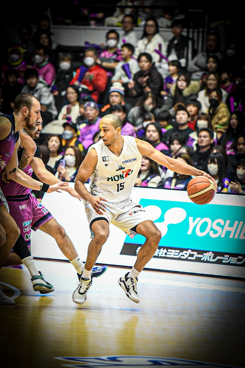 眼差しがもう！！！ 立ってるだけでなんてカッコいいのでしょうか