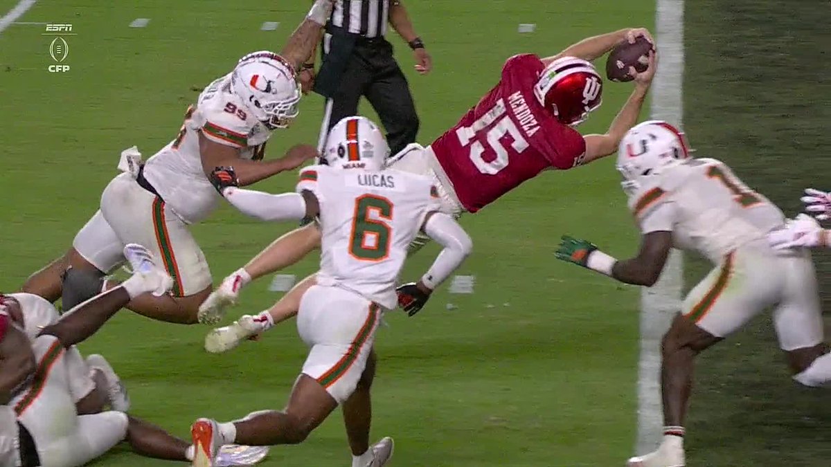 PÓNGANLO EN EL LOUVRE. 🖼️