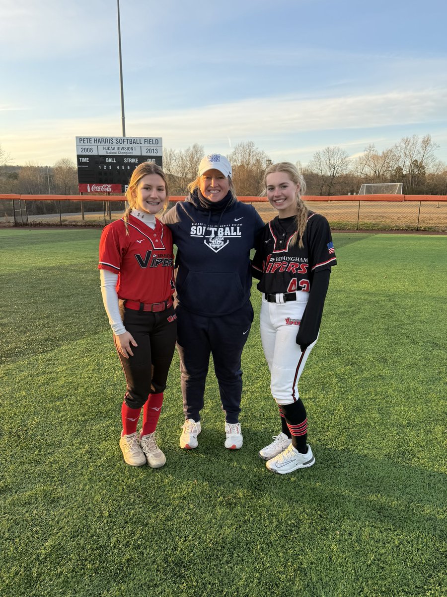 Aida Locklear tweet media