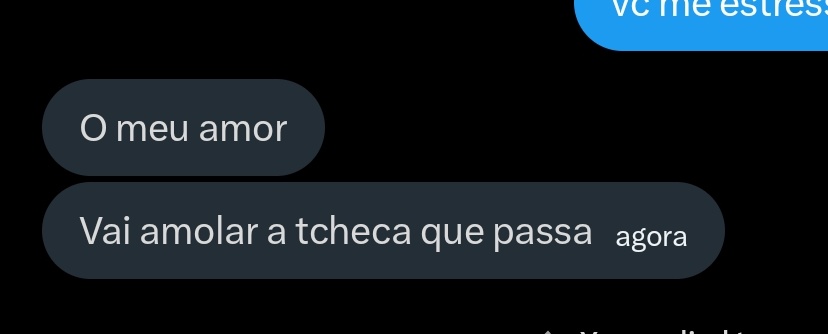 _vannag's tweet image. se essa menina ja passou 30 segundos sem falar merda foi muito