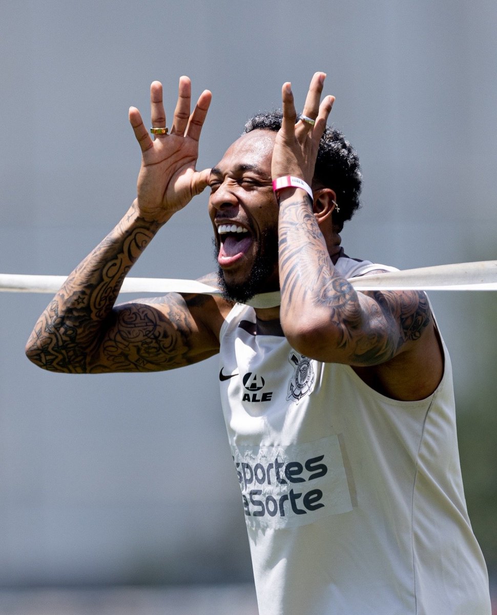 fielimprensayt's tweet image. 🚨| JOSÉ MARTÍNEZ

No último contato que teve com a diretoria, José Martínez havia informado que se reapresentaria hoje no CT Joaquim Grava. Porém, isso não aconteceu.

Com isso, a diretoria já estuda punições ao volante venezuelano. A ideia é multar o jogador com o maior valor…