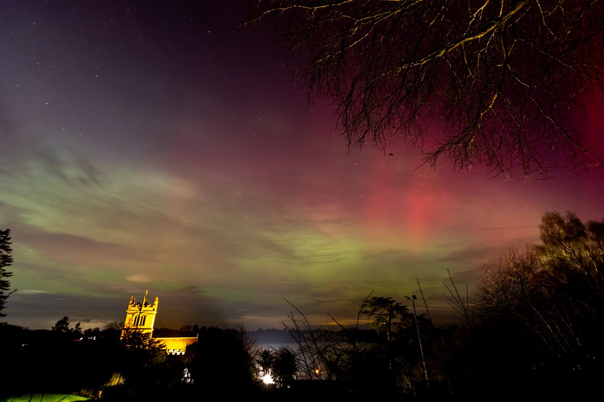 Jono Kimber / ɹǝqɯıʞ ouoſ tweet media