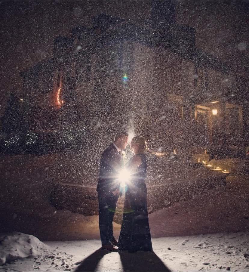 Happy Anniversary ❤️

#McArmstrongWedding #MattsInvited #MarksInvitedToo #TwoFifty #SnowStorm

Photo 📸 cred: Joanna Gray

jgrayphoto.com