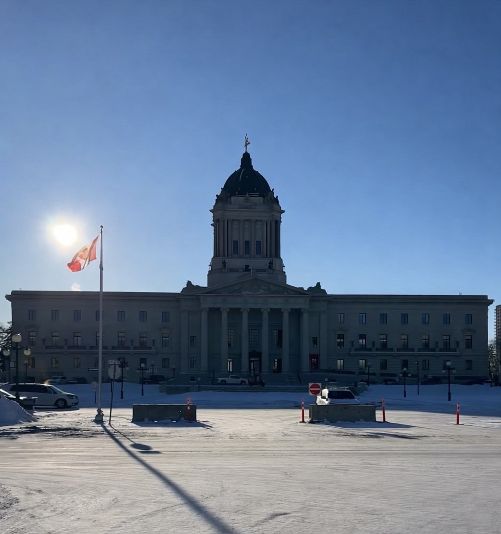 ➡️ Tournée des investisseurs à Winnipeg aujourd’hui. 

Toujours un plaisir de rencontrer les investisseurs de Winnipeg qui s’intéressent au Québec. Nos échanges témoignent de l’attractivité et du dynamisme de notre économie.