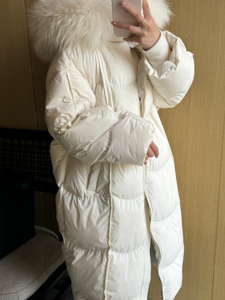 aria23125's tweet photo. Too cold to freeze, too cute to stop shopping 🥶➡️🛍️✨ https://t.co/87gHuwjWel