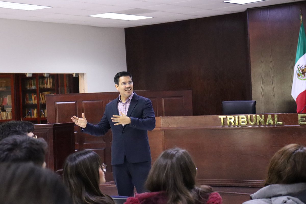 Agradecemos la visita de las y los jóvenes de #CabildoJoven2025 de <a href="/gobmunchih/">Gobierno Municipal de Chihuahua</a>, quienes conocieron de cerca el trabajo que se realiza en materia electoral en este Tribunal y reflexionaron sobre su impacto en la vida democrática de nuestra entidad.

Asimismo, las y los