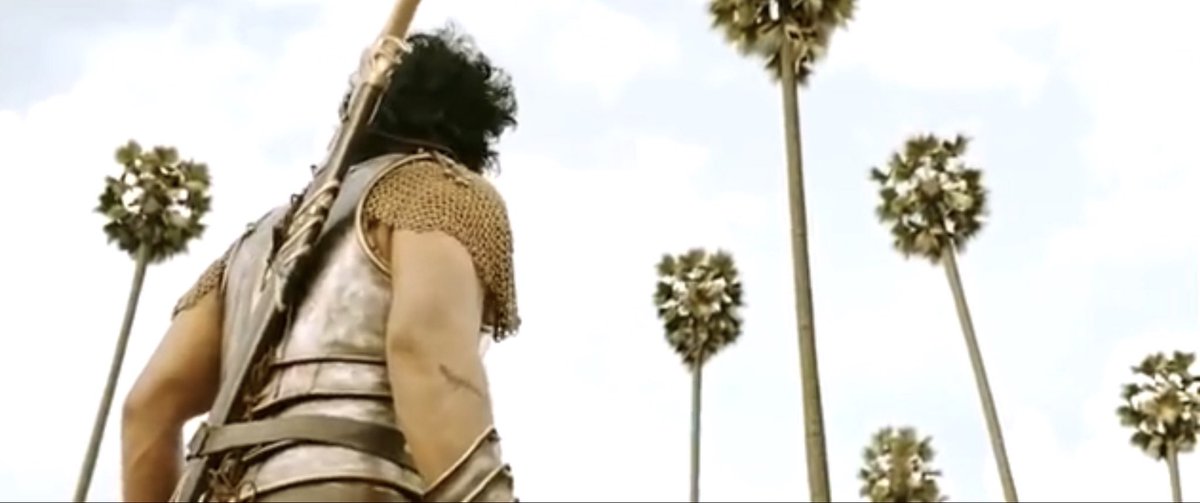 知恵で闇を照らしたアマレンドラの息子よ
父上のように考えなされ
バーフバリのように

#王の凱旋
#カッタッパ