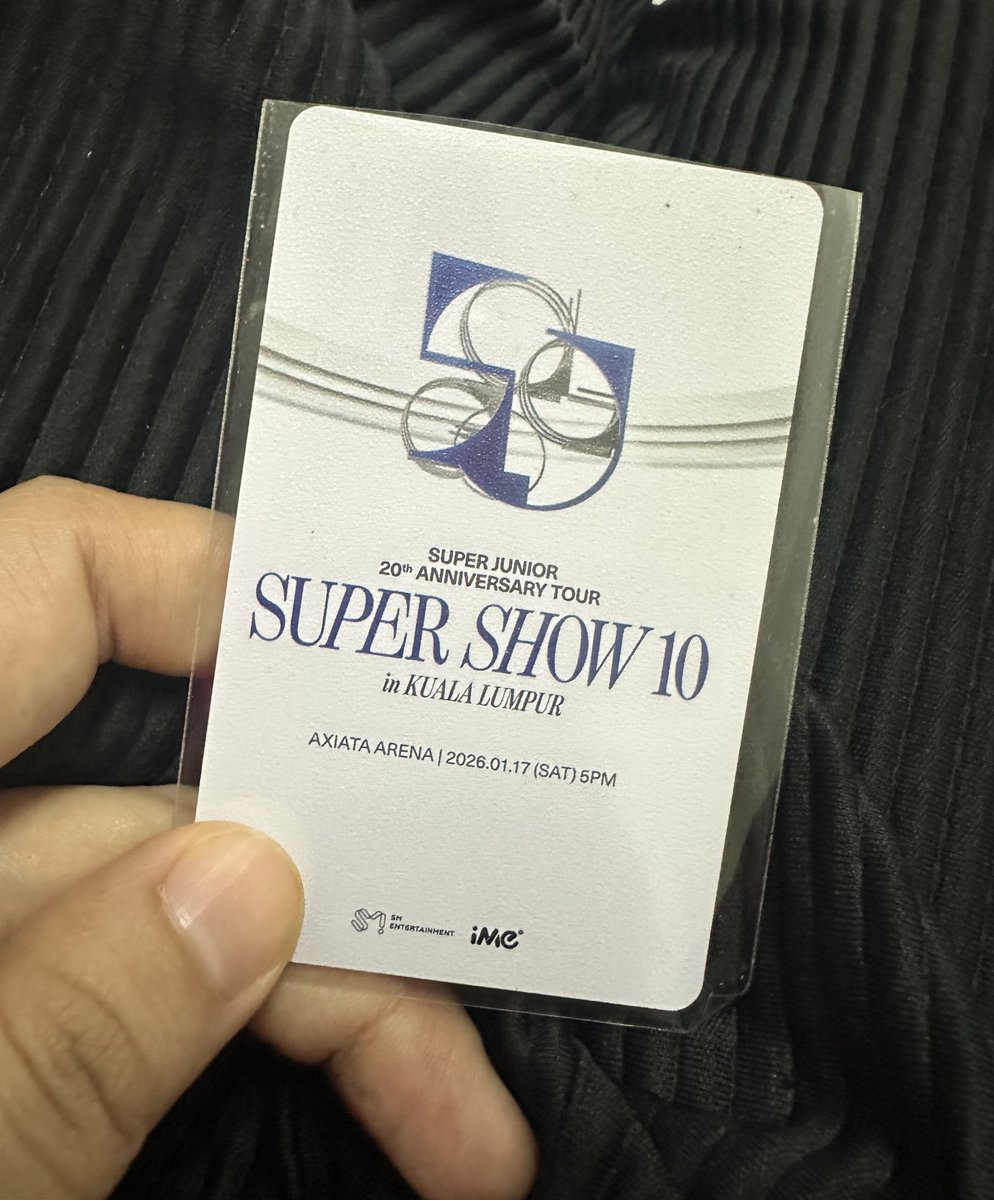 sunflow3rmin_'s tweet image. actually kan this pc benefit for kl stop can consider as physical ticket too, sebab the details behind show this. also it’s not typical soft photocard, it’s hard like physical ticket 🥹💙 mak luvvvv
