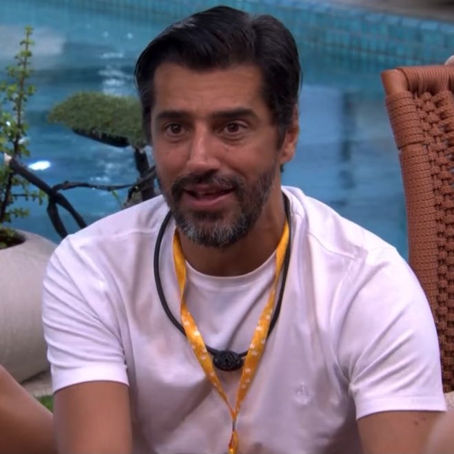 blogcerejanegra's tweet image. Ana: “É, ocê é inocente mesmo”

Cowboy: “Sou juvenil”

Ana: “Super juvenil, tbm acho, joga só com coração…”

Cowboy: “Tem momento de jogar com razão e com coração”

Ana: “Seu personagem tá bom, eu gosto!”

Cowboy: “Me inspiro em você uai, quero ser tão bom quanto.” #BBB26