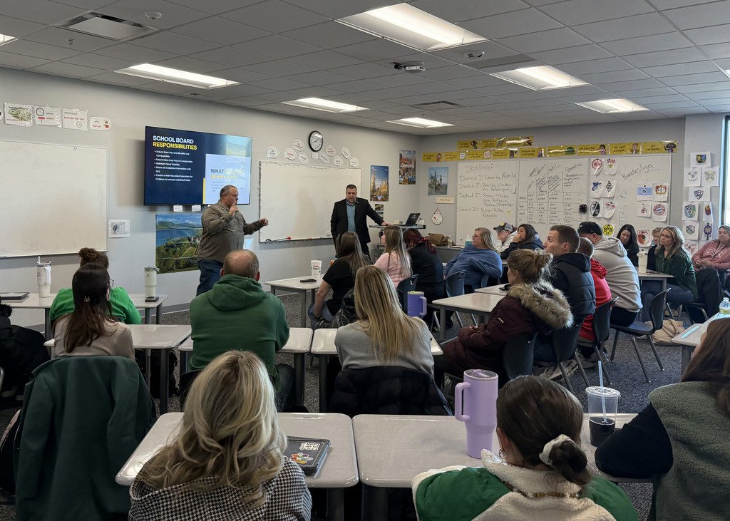 palisadeselem's tweet photo. GPS educators participated in a districtwide Professional Development Day featuring breakout sessions on instruction, technology, wellness, and leadership, concluding with a keynote by Stephen Mackey on school culture and educator impact. #BeGretnaGreat https://t.co/NO06EWuEJB