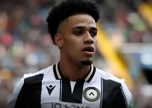 ✠Estagiário do VASCO✠ tweet media