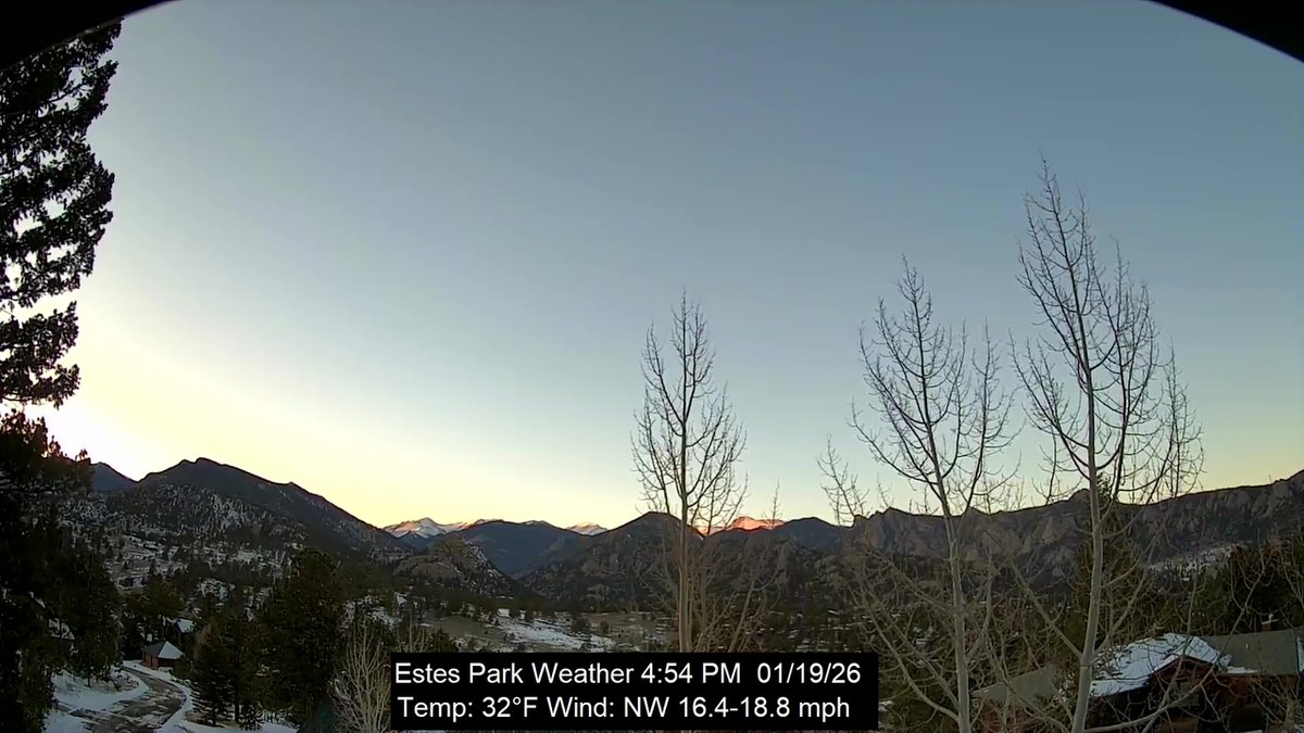 EstesWeather's tweet image. Estes Park, CO weather: clear | 32F | humidity 30 | wind NW 15.2 -&amp;gt; 22.5 | Today: 9F/37F Rain 0.07 |  January 19, 2026 at 05:00PM #cowx