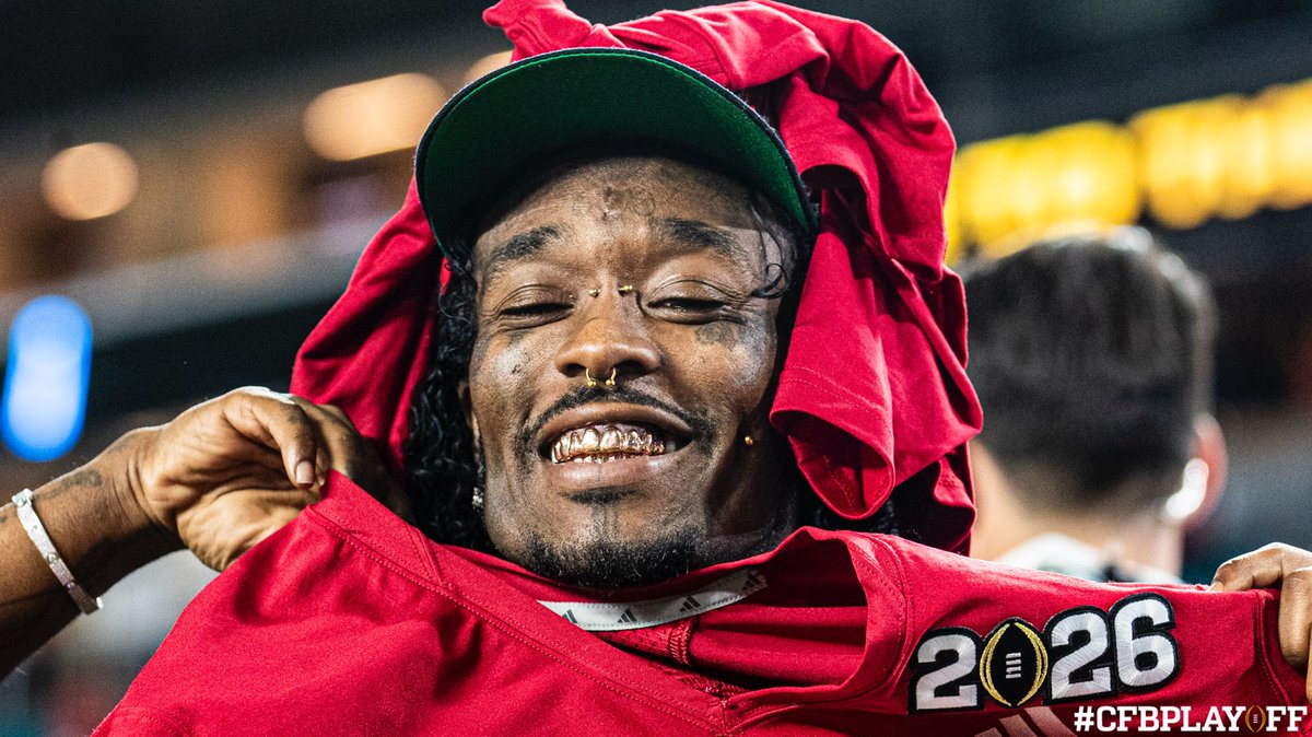 CFBPlayoff's tweet image. Update: Uzi made it 

#CFBPlayoff x #NationalChampionship