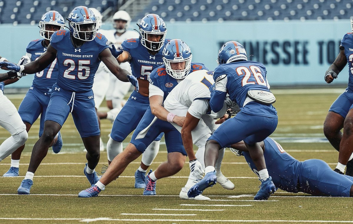 UCF has found its long snapper for 2026.

Kyle Hicks, the top-graded long snapper in FCS last season according to PFF, committed Monday.

"The fan base was a huge thing. I saw some videos of the crowd and it just looked like a dream to play in.”

Story➡️on3.com/sites/ucf-spor…