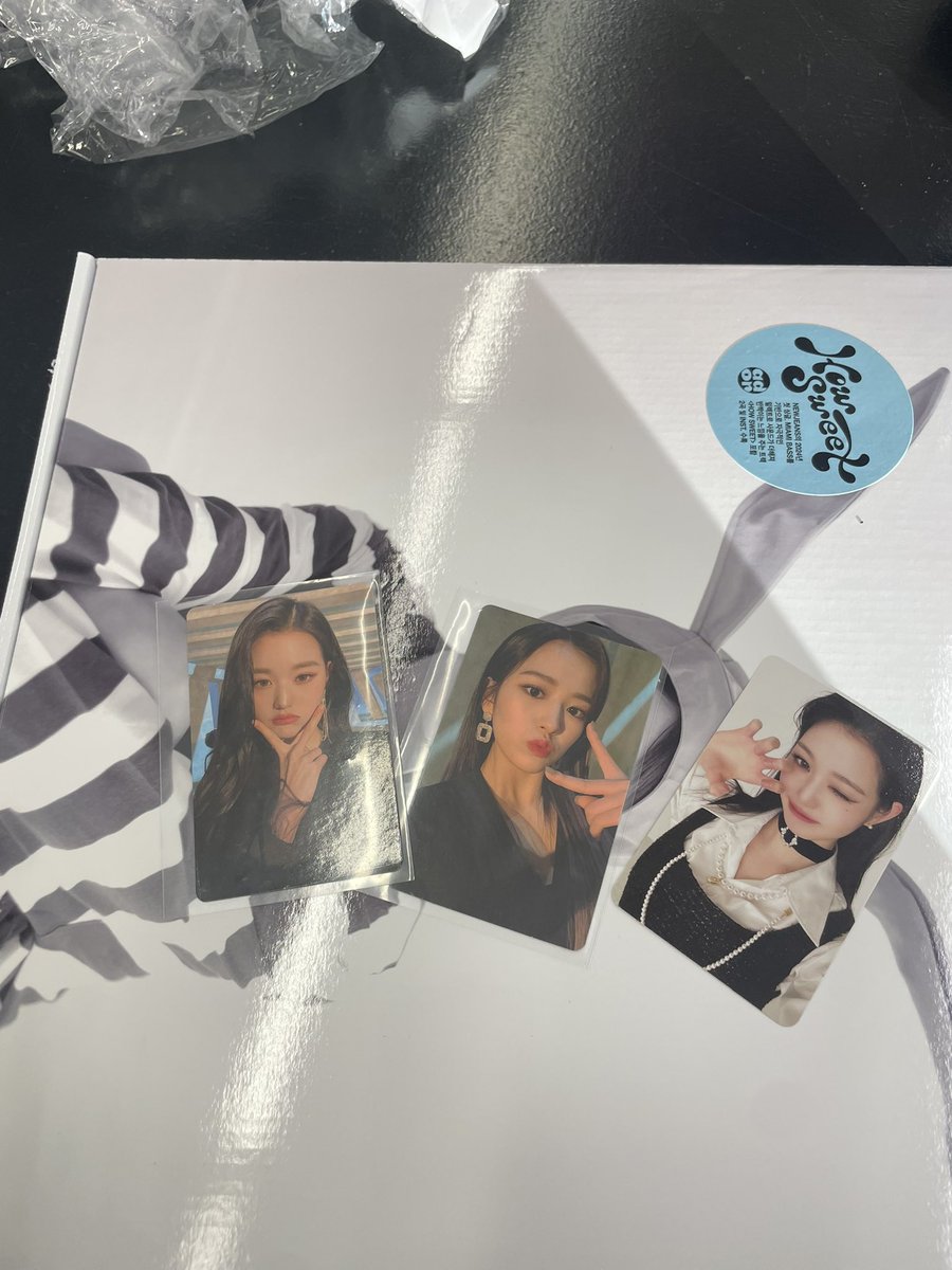 pulls from the local kpop store 🙂‍↕️🫡