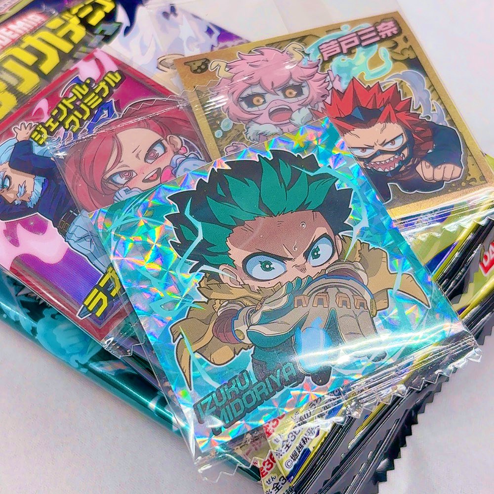 芦戸三奈 「でくくんを自分で引くまで見かけたら買い続けるぞ!と思ってさっき3つ見かけたから買」|マリア🐣のイラスト