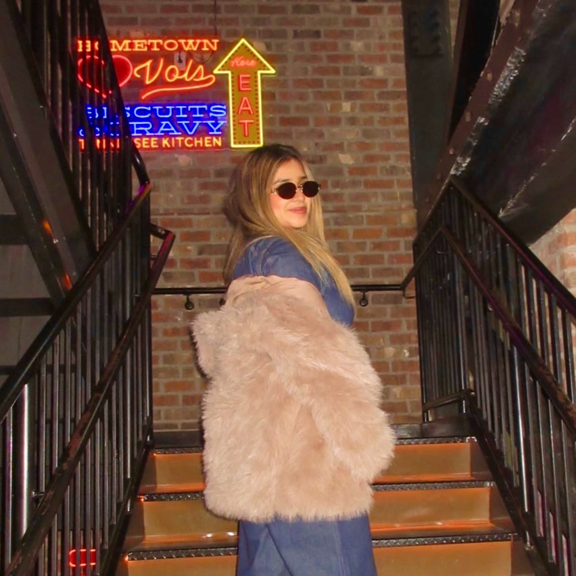 This Bar tweet media