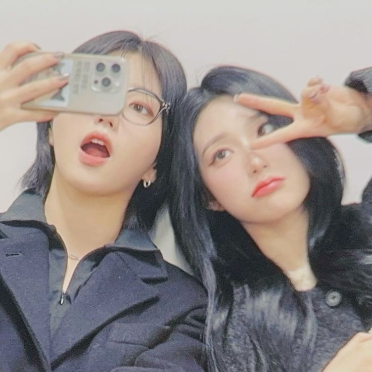 zhwxinyu's tweet image. GETTING READY                     TO MAKE HISTORY