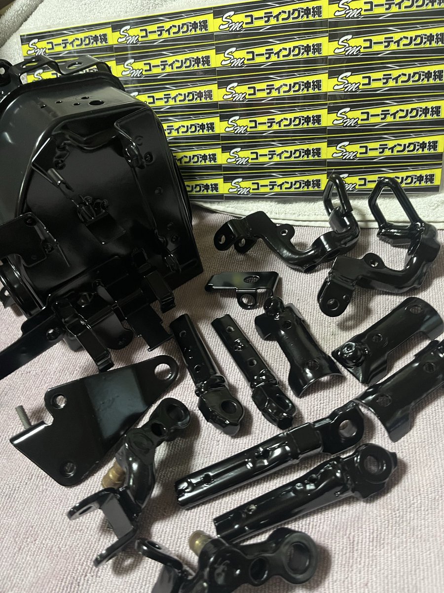 SMWORKS3's tweet photo. 🔥小物類🔥
パウダーコート/ハーフマットブラック

※随時施工受付中！
#パウダーコート#粉体塗装
#ガンコート#結晶塗装
#セラミック塗装
#スプラッシュショット
#サンドブラスト
#ウェットブラスト
Smコーティング沖縄/新垣
https://t.co/cj9BuCKaeW
宜野湾市真栄原2-11-2
TEL098-988-8583 https://t.co/mcgbntC0eo