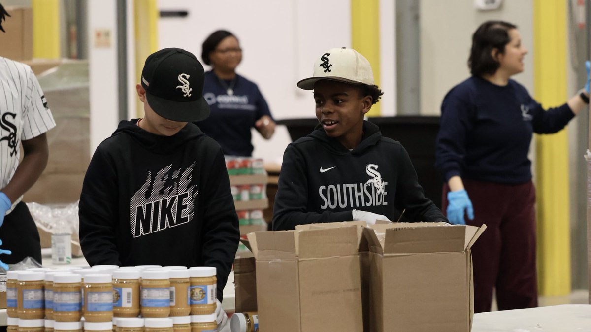 White Sox Charities tweet media