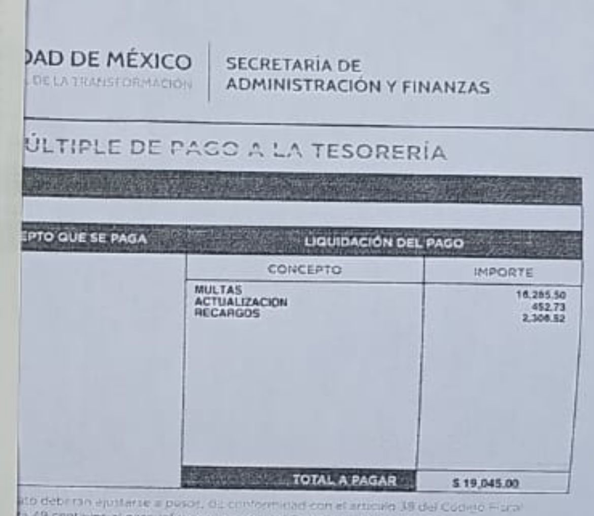 DanyAlvarezca's tweet photo. 20 MIL PESOS CUESTA LA LIBERTAD DE EXPRESIÓN EN CDMX 🗣️ 

Eso me costó  contar la historia de como llegó a jefa delegacional en el 2009 @ClaraBrugadaM ¡y hoy, sigo teniendo una carpeta abierta en la fiscalía por ese hecho! en esta "ciudad de derechos". 

En 26 años de política, mi único "delito" ha sido ejercer mi libertad de expresión y conocer la historia de la Ciudad donde vivo ¡Vamos por buen camino! pero la Ciudad de México y el país ¡definitivamente no! 

Y aún con estas pruebas, se atreven a decir que "no hay represión" jajaja cínicos ¡ni la burla, perdonan!