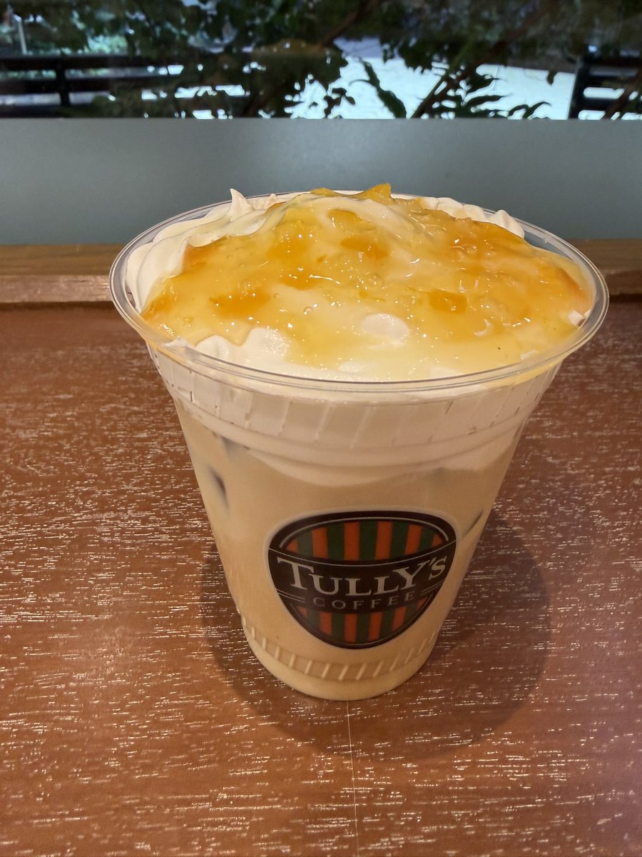 Leoleoleo132's tweet photo. 通院の待ち時間は院内いつものタリーズ。
オランジュの相性良くて美味い☕️
#ホワイトショコラオランジュラテ https://t.co/al31nKunxA