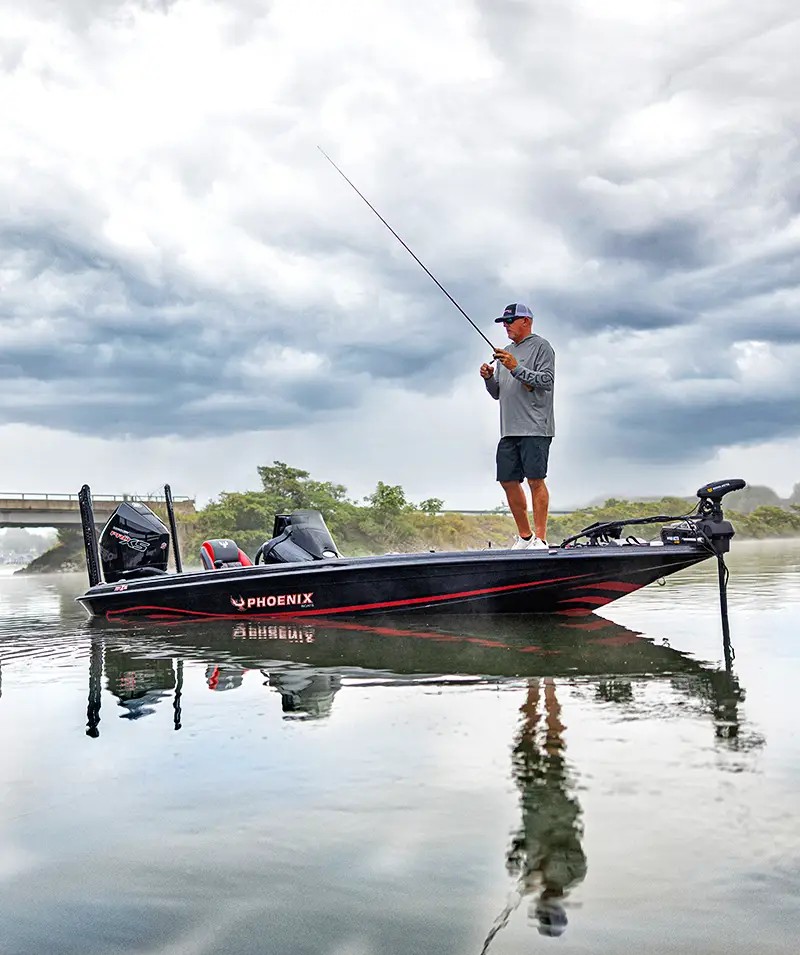 CompleteMarine's tweet photo. Kick Off The Season with Up to $6000 Instant Savings!

Take home your dream Phoenix with an instant rebate up to $6,000 on all in-stock dealer inventory. Plus, every 19′–21′ model includes a custom Phoenix travel cover as standard equipment.  Call today!  480-966-1595 https://t.co/HcDNMB6iTo