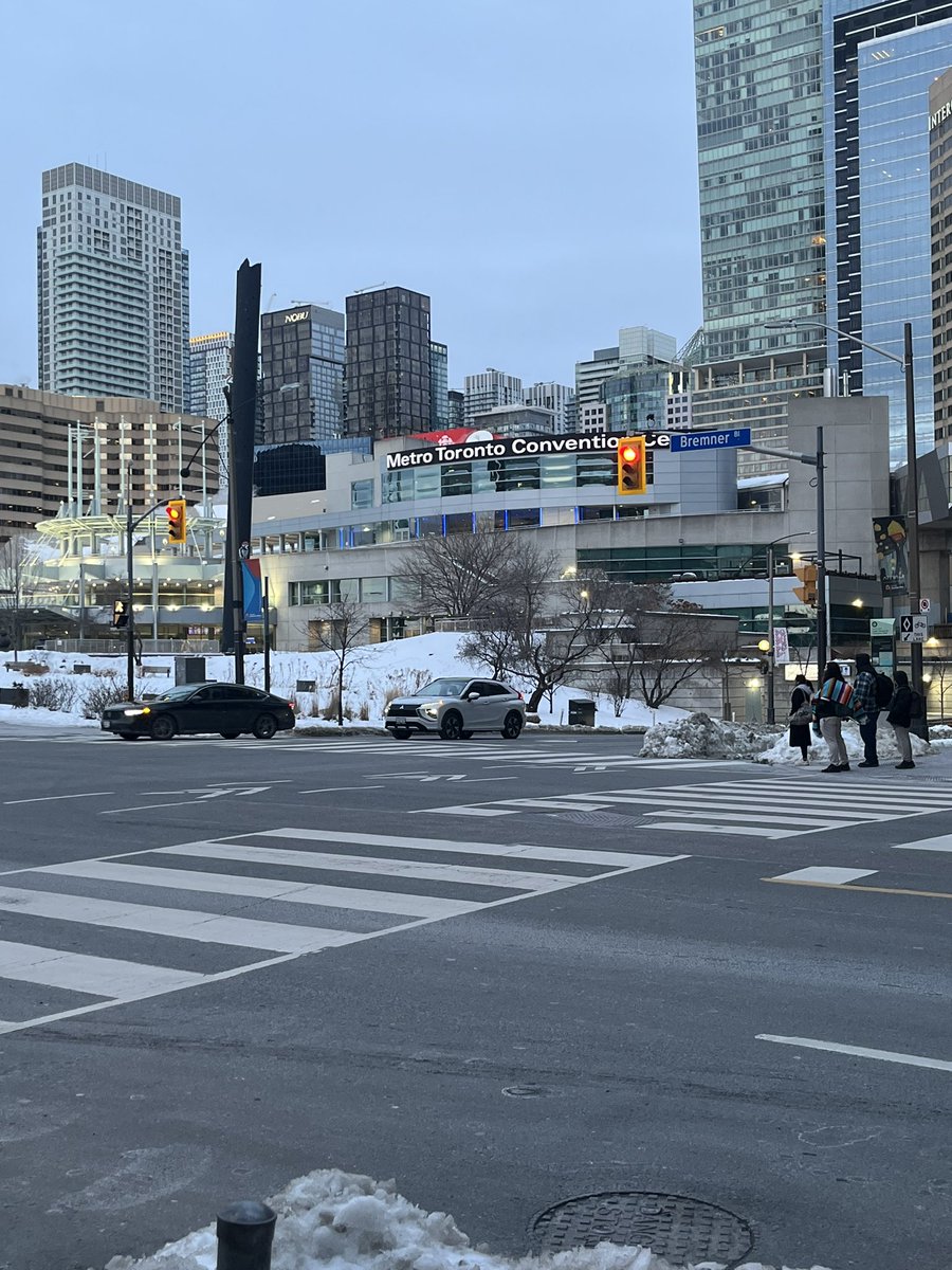 splat 🔜 that one place with the mouse tweet media