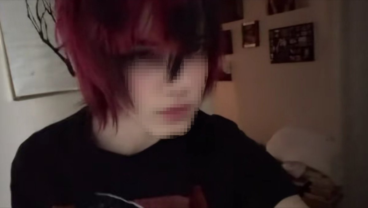 cakeyuh12's tweet photo. The colour of your hair is how much I've bled for you. https://t.co/x56JPYR2hO