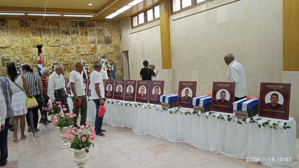 Nosotros jamás los olvidaremos. Los recordaremos siempre en cada esfuerzo, en cada desafío, en cada victoria!!!