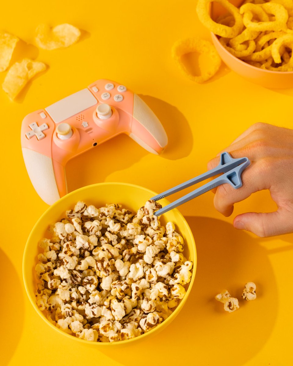 snactiv's tweet photo. National Popcorn Day feels like a good excuse to snack all day. 🍿

Don't forget to pair it with your Snactiv!

Shop at https://t.co/m7qbeaeWjq or on Amazon. 

#Snactiv #CleanSnacking #SnackSmarter #NationalPopcornDay https://t.co/oBH0yz51C4