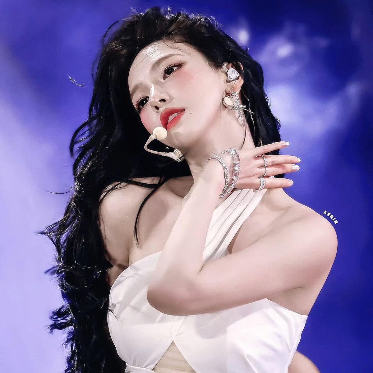 yjmzips's tweet image. angelic