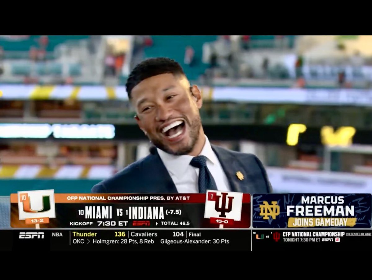 JackSacco's tweet image. Marcus Freeman is the best. ☘️🏈⚔️🏆