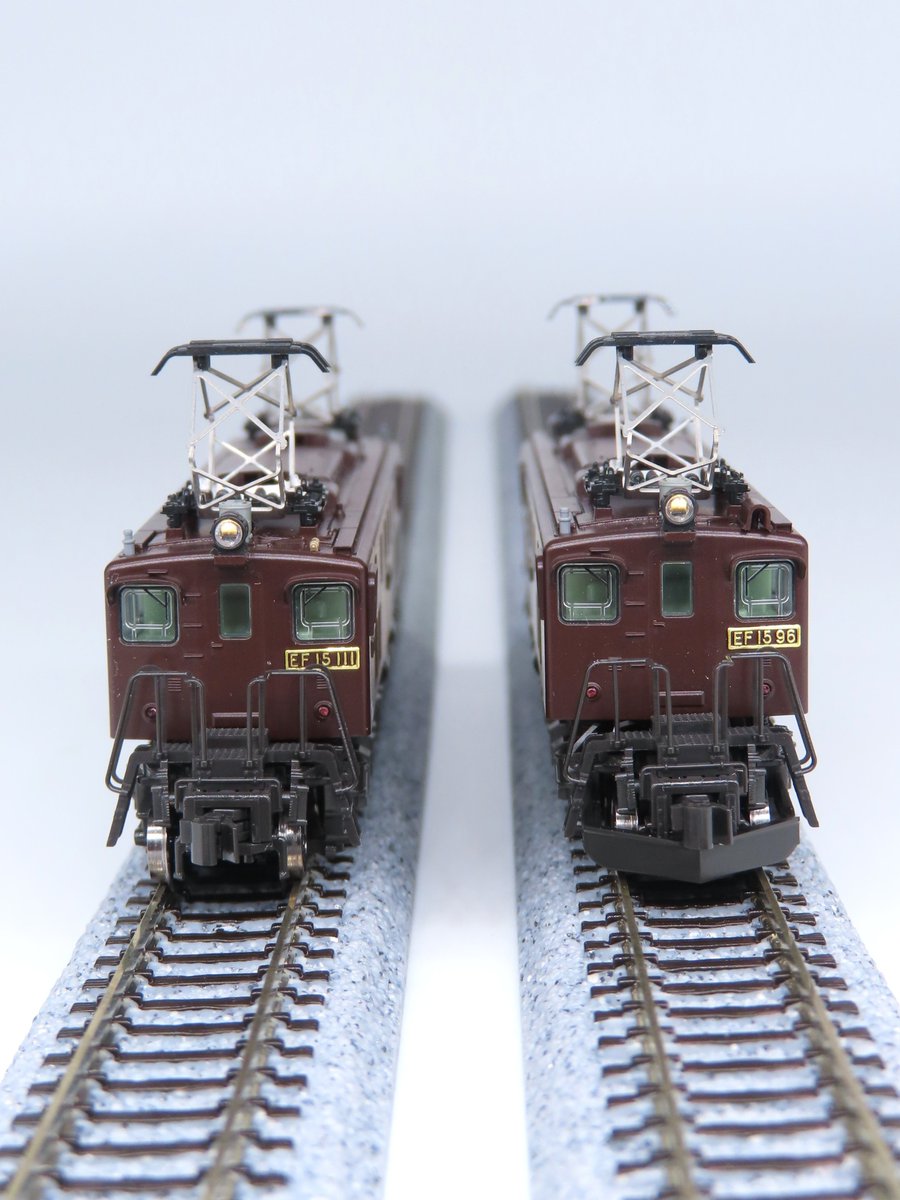 EF58の兄弟機関車】 EF15 標準形が好評発売中です。貨物用のEF15は旅客