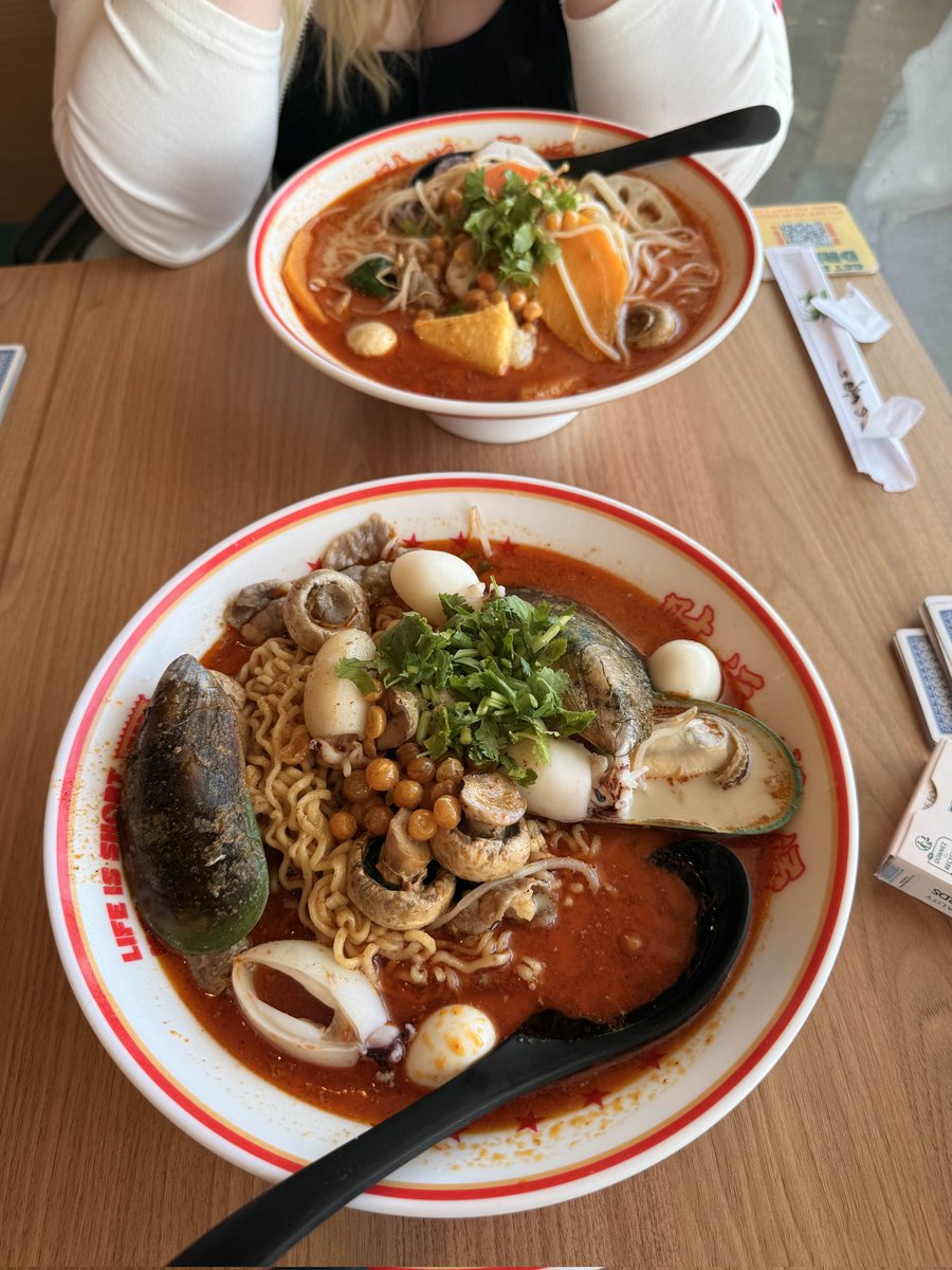 Cat 🐾 tweet media