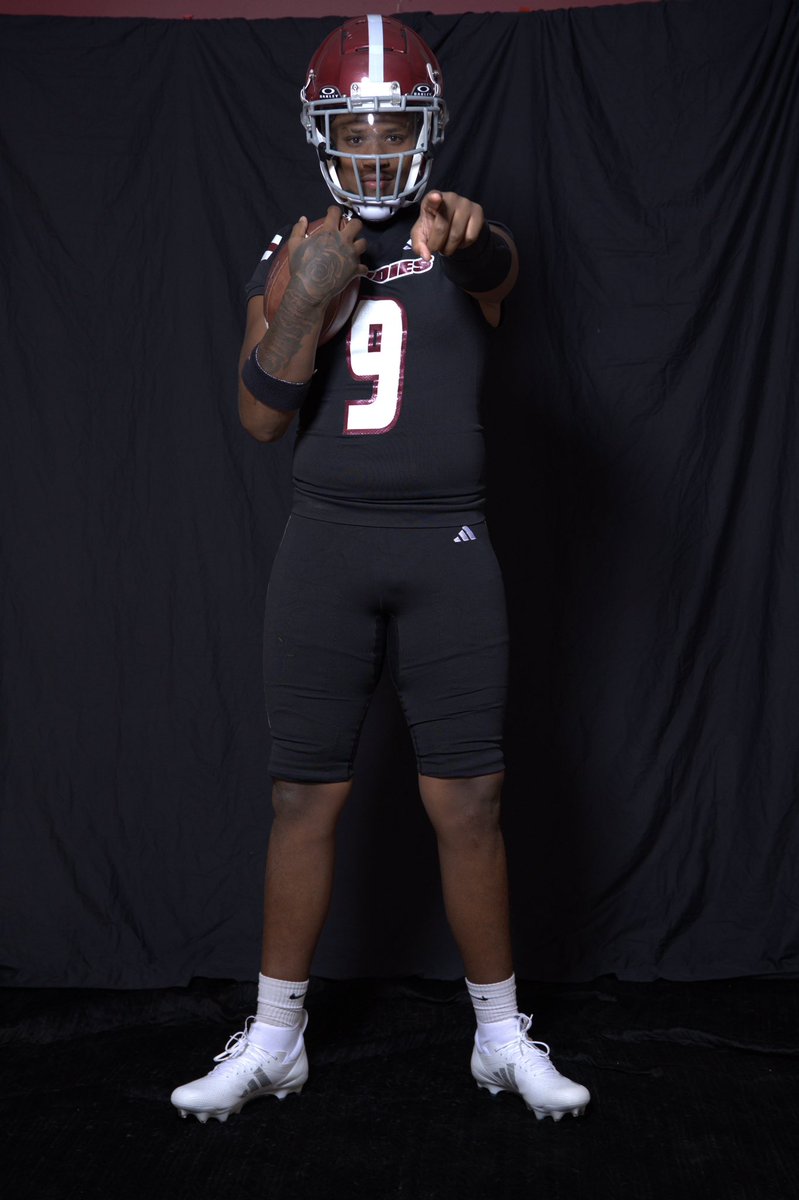 Jakobeblanks9's tweet photo. Had a great visit @ReddiesFB @CoachCareyDL @CoachTMiller18 @larenzo_seals @The1CoachWarren @DarrylDJSimon @Th3DWilliamsJr🏡? https://t.co/eduv7gQYGE