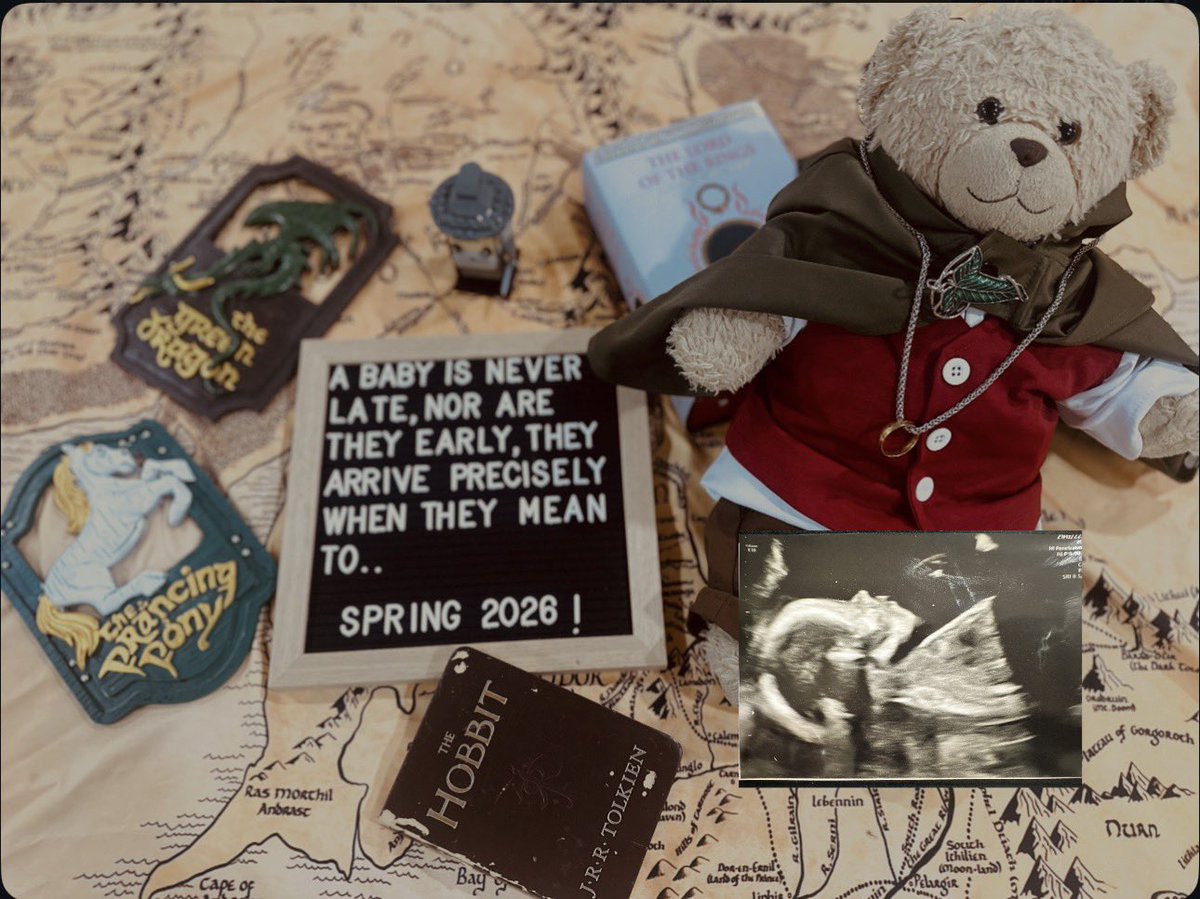 _Neil_W's tweet image. What’s new with me? Well me and my wife are expecting our first child soon! We both sent out our own version of the announcement.