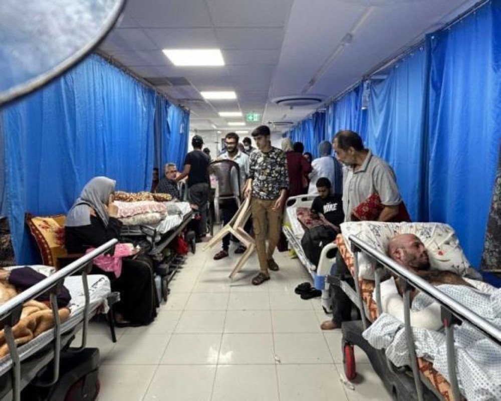 مستشفى الشفاء في #غزة يطلق تحذيرات عاجلة بشأن تدهور صحي خطير وتفشّي أمراض غير مشخصة مما يعكس تدهور الوضع الطبي ويستدعي تدخل عاجل لتوفير الرعاية الطبية وحماية حياة المرضى في ظل أزمة صحية متفاقمة