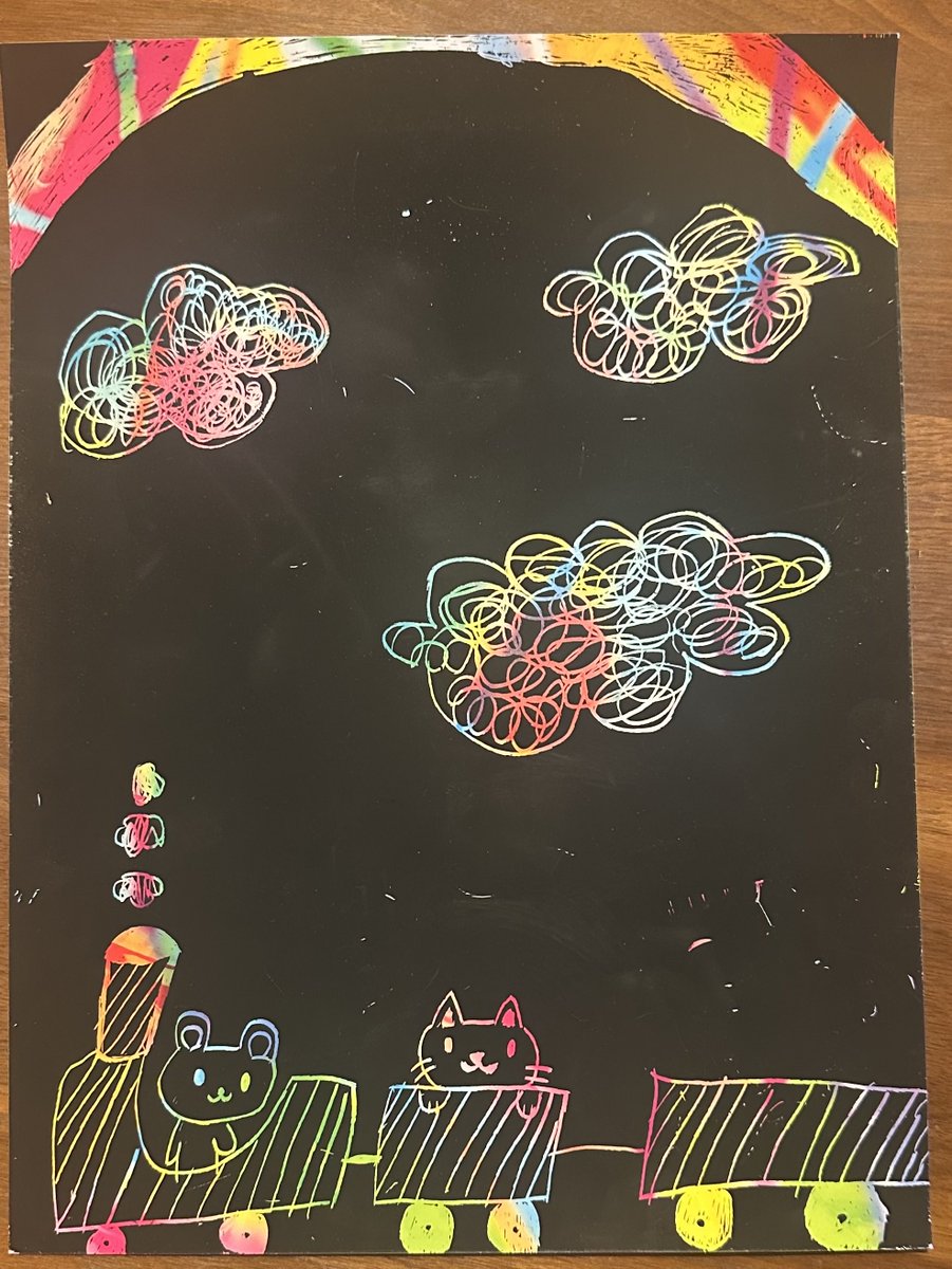 長女の描く動物の絵がすごく好き。
私にはこの優しいタッチが描けない。