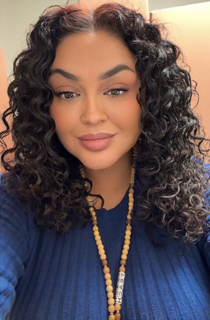 Ms.Crystal 💕👩🏻‍🏫 tweet media