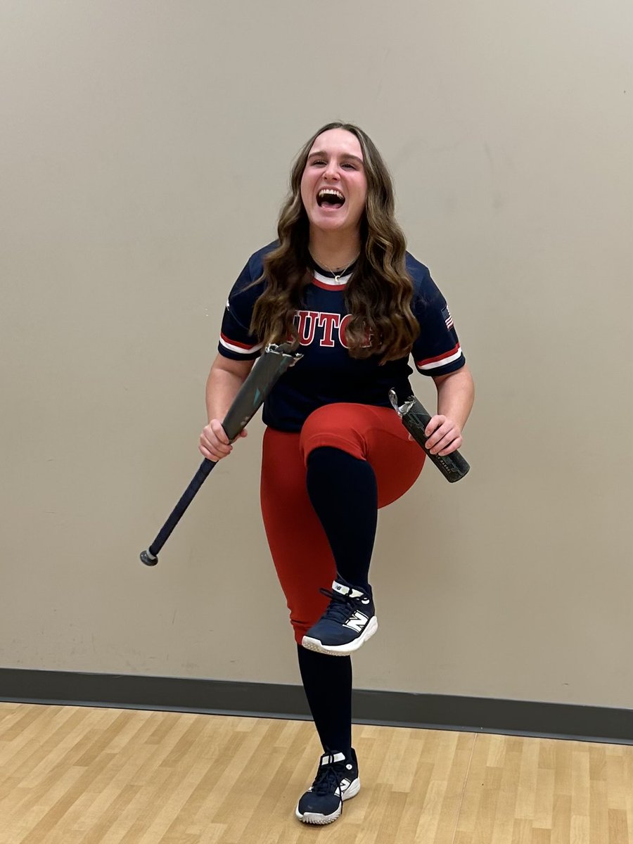 HUTCH SOFTBALL tweet media