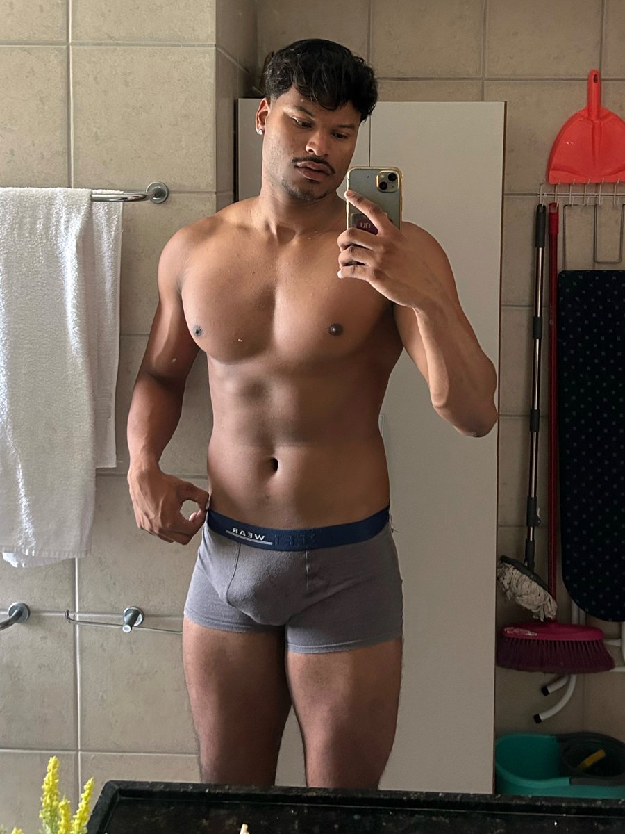 Vitormanss's tweet image. É BRIGA DE CACHORRO GRANDE 😏