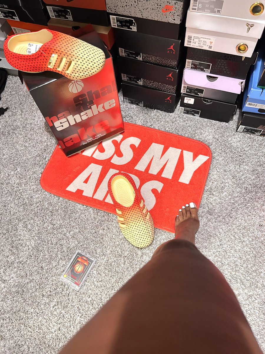 Sneaker Bae 🇪🇷🐪🌴 tweet media